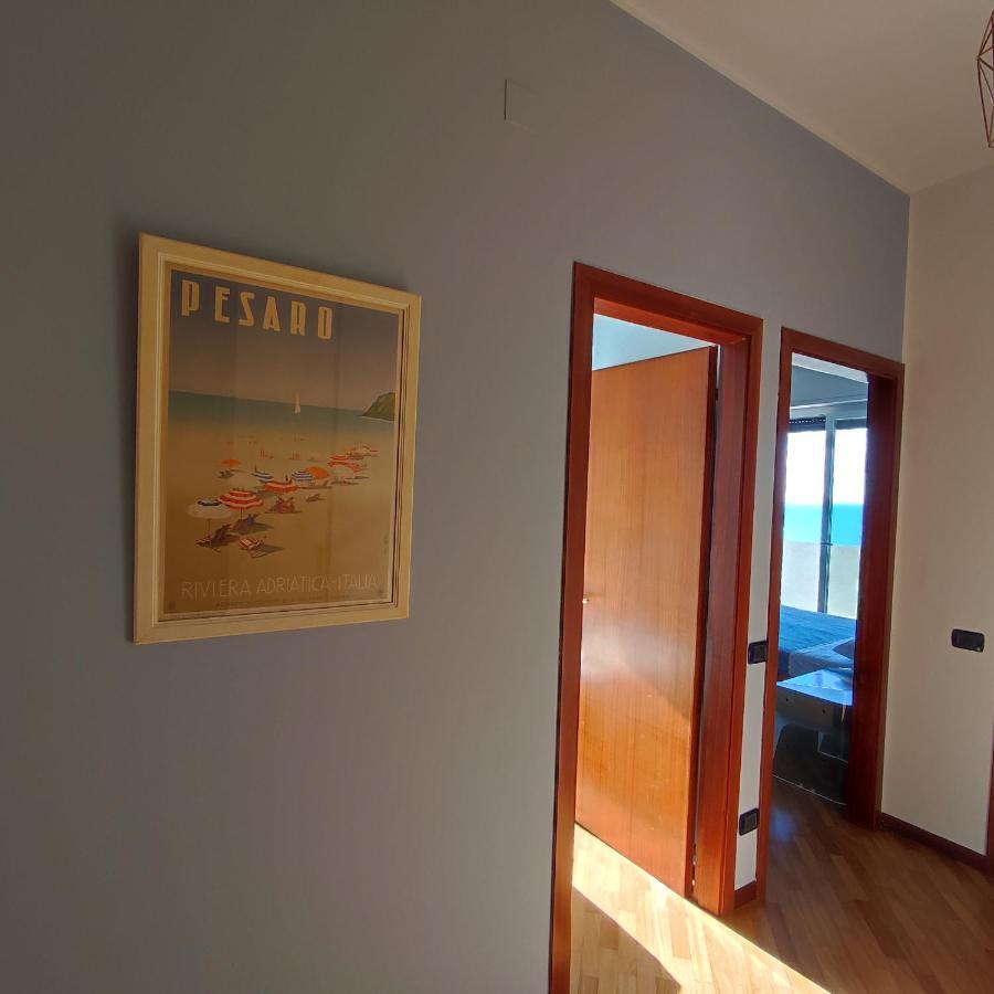 Tramonto In Baia Apartment Pesaro Luaran gambar